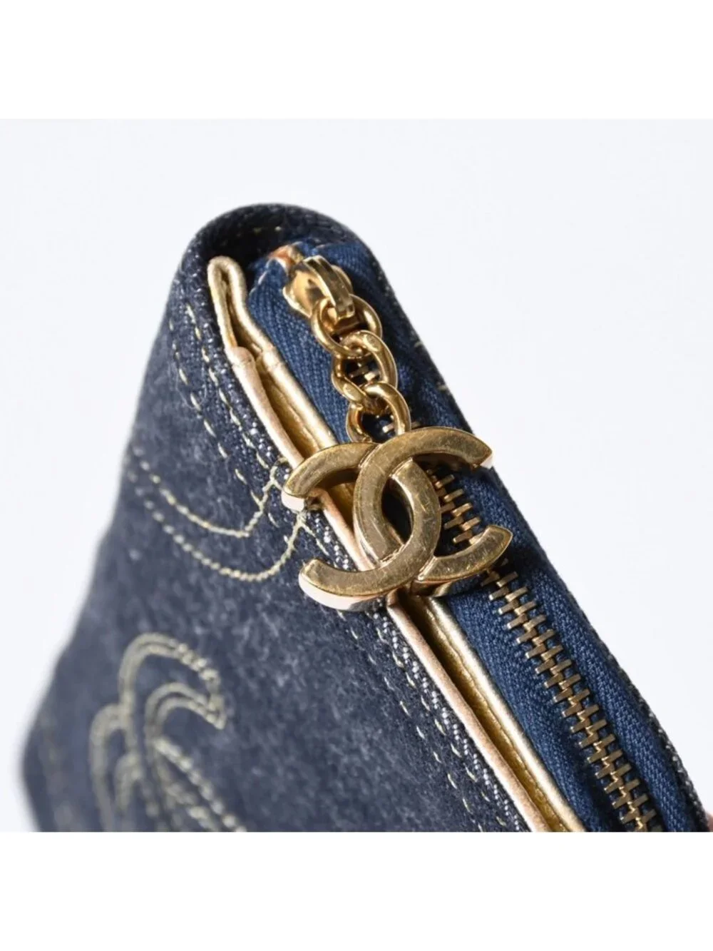 Chanel CC Logo Round Wallet Blue Denim Leather Gold